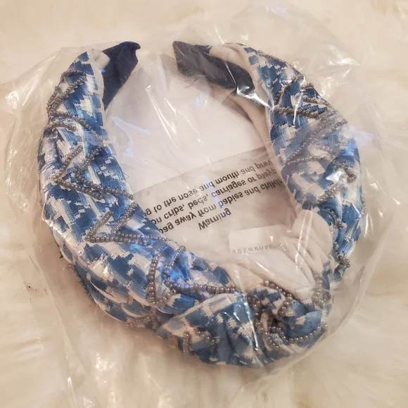 Anthropologie | Accessories | Anthropologie Embroidered  display picture 1